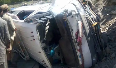 چلاس: وين کاهي ۾ ڪرڻ سبب 3 ڄڻا فوت، 22 زخمي