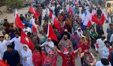 ايس يو پي جو پيادل مارچ قاسم آباد مان روانو، زين شاهه اسپتال داخل