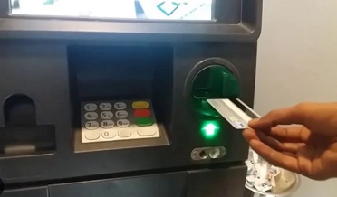عيد کان اڳ ئي بينڪن جا اي ٽي ايم خراب