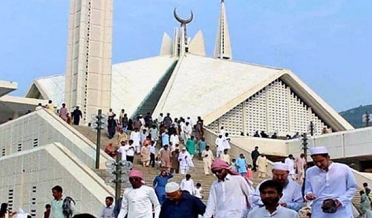 ملڪ ۾ اڄ عيد الفطر مذهبي عقيدت ۽ احترام سان ملهائي پئي وڃي