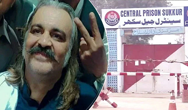 علي امين کي سهولتون ڏيڻ جو الزام، سپرنٽينڊنٽ سکر جيل معطل