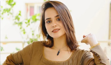 اڄ کان مان ماهره خان آهيان، رابعه ڪلثوم