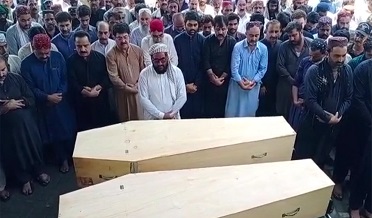 جيڪب آباد،اڪرم ابڙو ۽ پٽ جي تدفين، سوڳ ۾ ڪاروبار بند