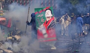 9 مئي سانحو: جي آءِ ٽي عمران خان کي جمعي تي طلب ڪري ورتو
