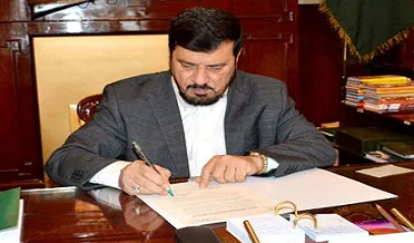 ڪي پي گورنر نگران ڪابينا جي وزيرن جا استعيفا منظور ڪري ورتا