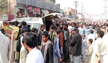 جيڪب آباد ۾ نوجوان جو لاش هٿ، وراثن جو احتجاج