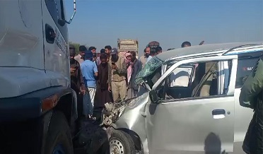 ميرپورخاص ۾  آئل ٽينڪر جو ڪار کي ٽڪر، 2 ڄڻا فوت، 2 زخمي
