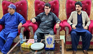 صحافي روشن ملڪ جي چاليهي جو ريفرنس، ڀيٽا پيش