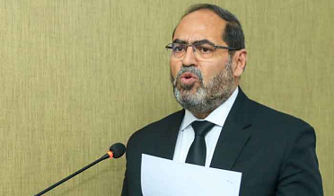 جسٽس نعيم افغان سپريم ڪورٽ جي جج طور حلف کڻي ورتو