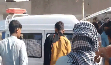 برف جي ڪارخاني ۾ گئس سئلينڊر ڌماڪو، 3 مزدور فوت