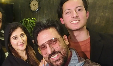 صاحبه هانيه عامر کي پٽ سان ڪاسٽ ڪرڻ جي خواهشمند