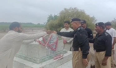 ملڪ سميت سموري سنڌ ۾ شهيد اهلڪارن کي پيٽا پيش