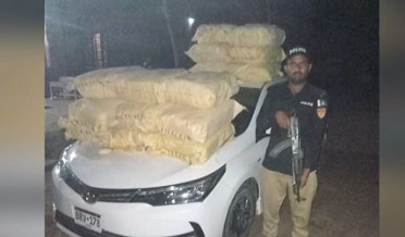 جهنڊومري ۾ ڪارروائي، منشيات سان ڀريل ڪار هٿ، جوابدار فرار