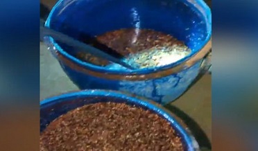 ٽنڊو آدم ۾ پوليس جو گٽڪي جي ڪارخاني تي ڇاپو