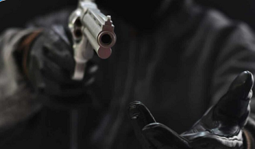 ڦر مزاحمت تي هٿياربندن هٿان هڪ ڄڻو زخمي،موٽر سائيڪل ڦر